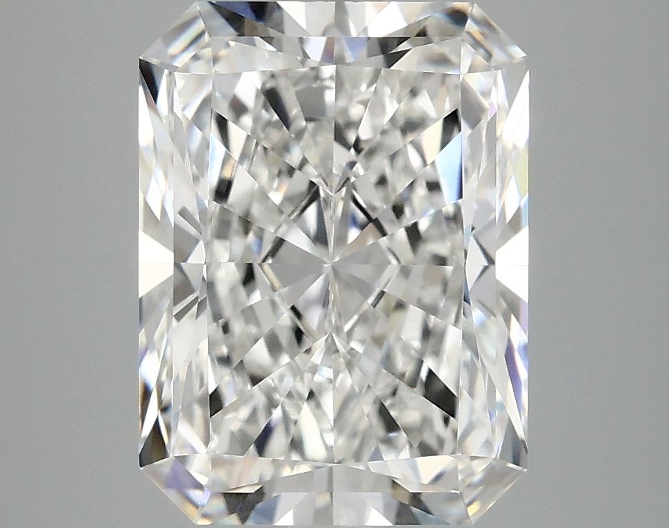 4.90 ct. radiant Lab Grown Diamond front image