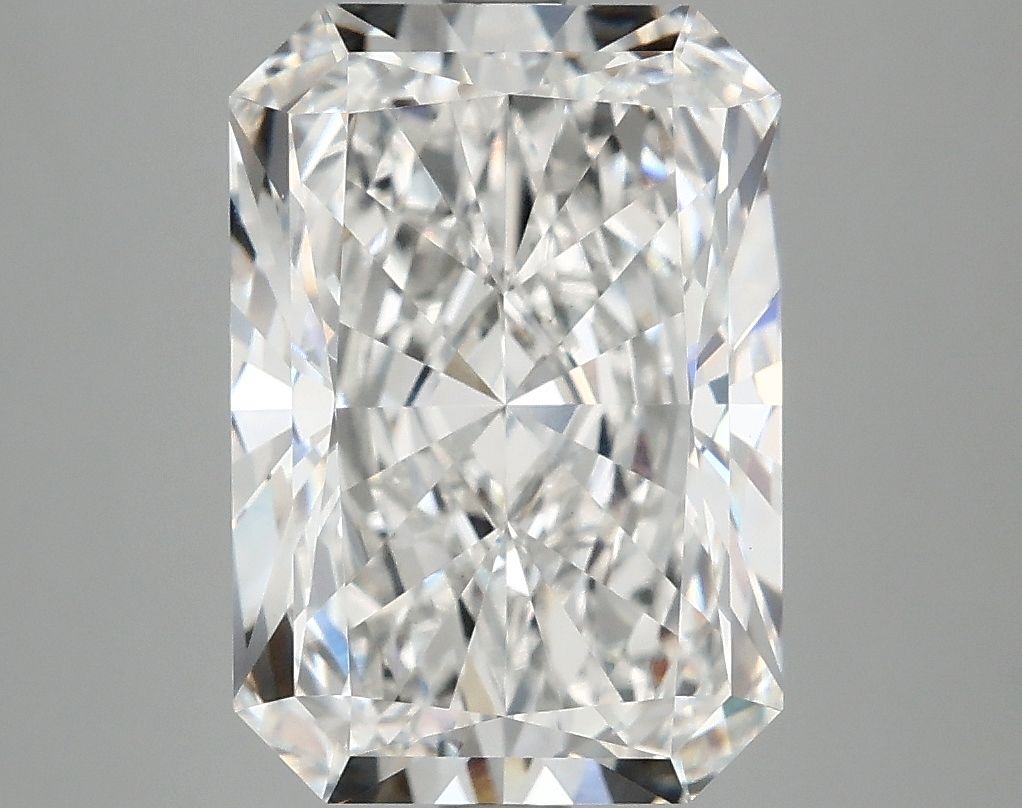 4.93 ct. radiant Lab Grown Diamond front image