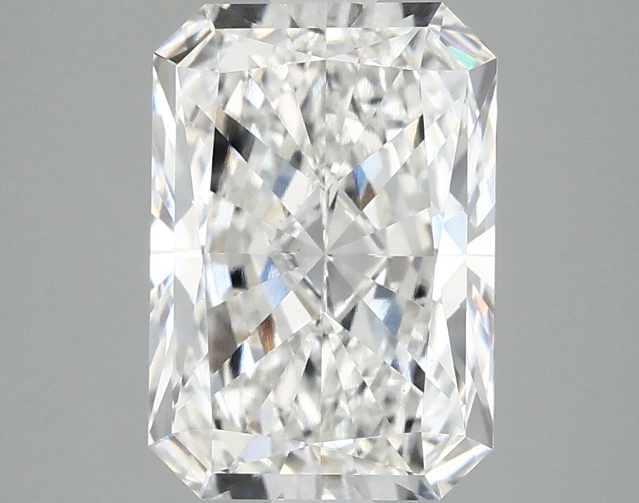 3.04 ct. radiant Lab Grown Diamond front image