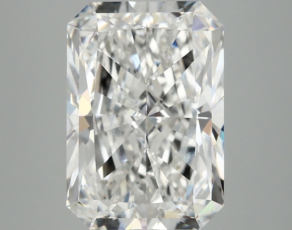 4.81 ct. radiant Lab Grown Diamond front image