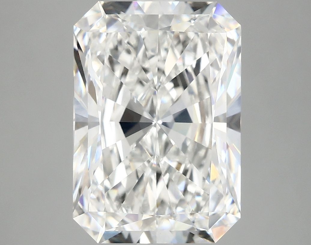 4.93 ct. radiant Lab Grown Diamond front image