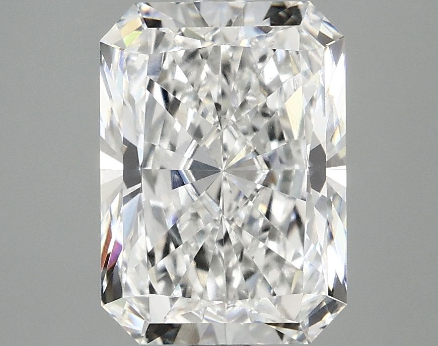 3.09 ct. radiant Lab Grown Diamond front image