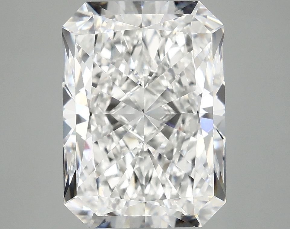 4.18 ct. radiant Lab Grown Diamond front image