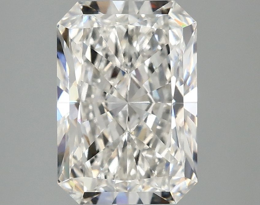 2.59 ct. radiant Lab Grown Diamond front image