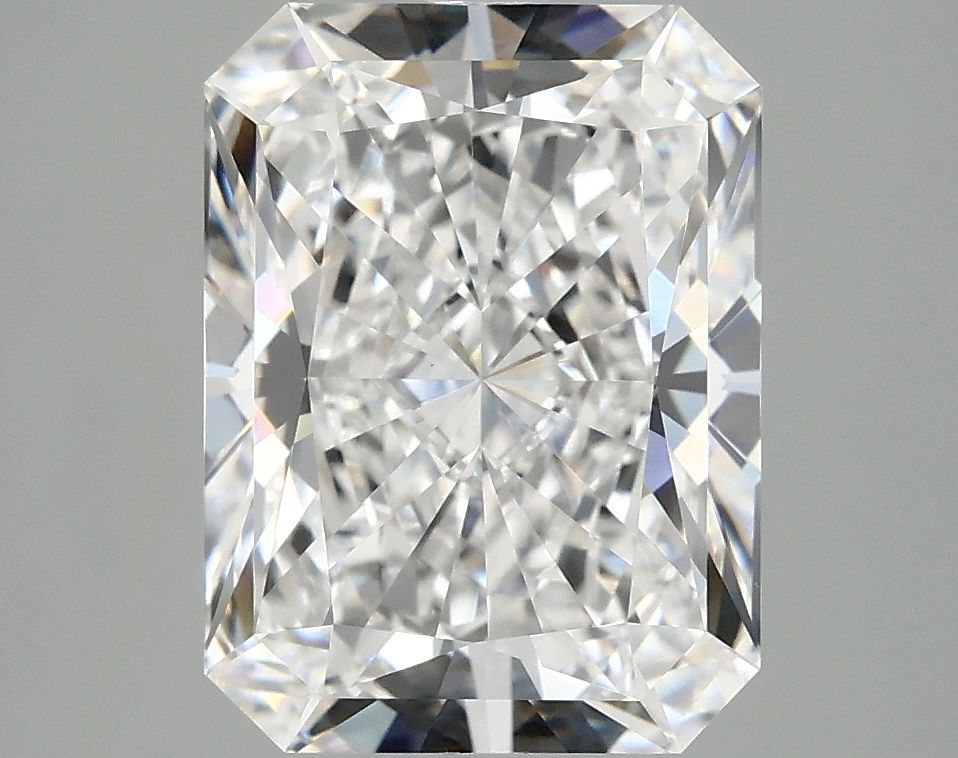 3.87 ct. radiant Lab Grown Diamond front image