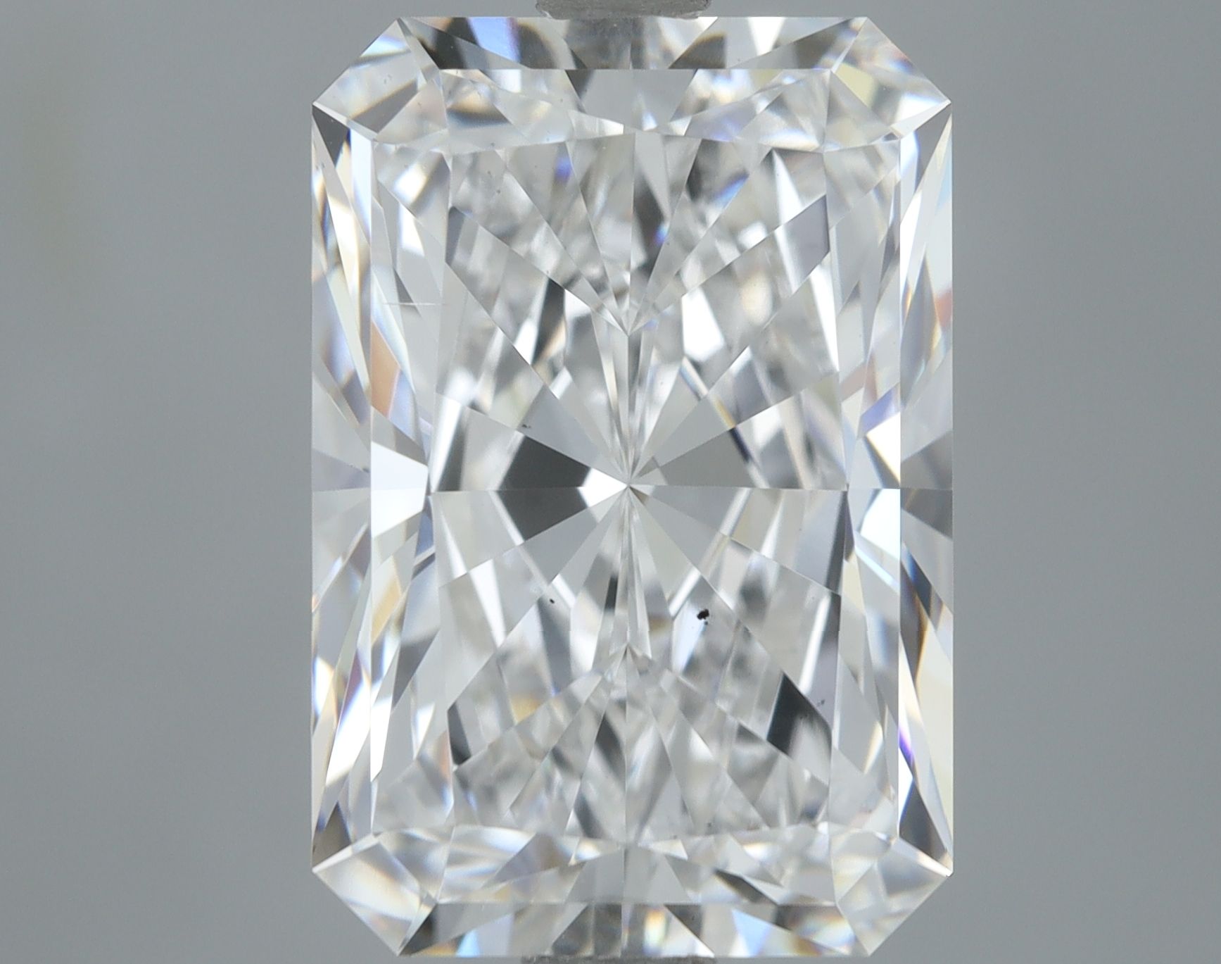 4.15 ct. radiant Lab Grown Diamond front image