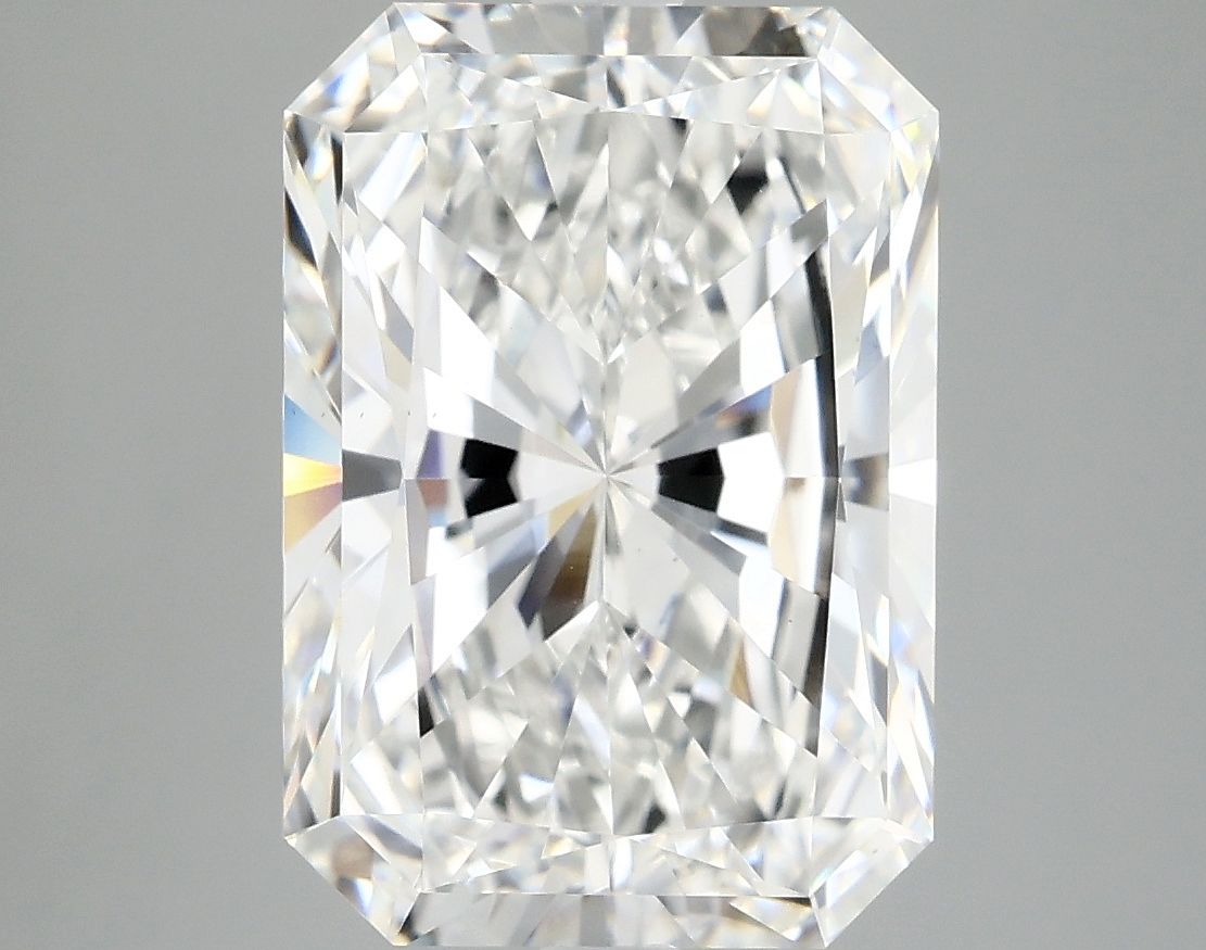 5.04 ct. radiant Lab Grown Diamond front image