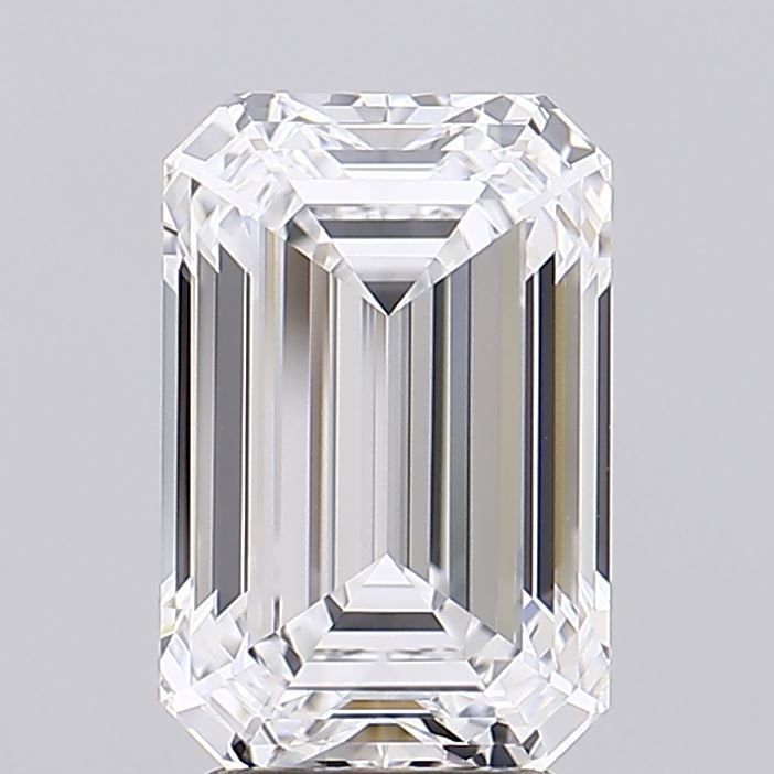 4.04 ct. emerald Lab Grown Diamond front image