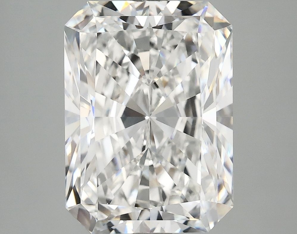4.84 ct. radiant Lab Grown Diamond front image