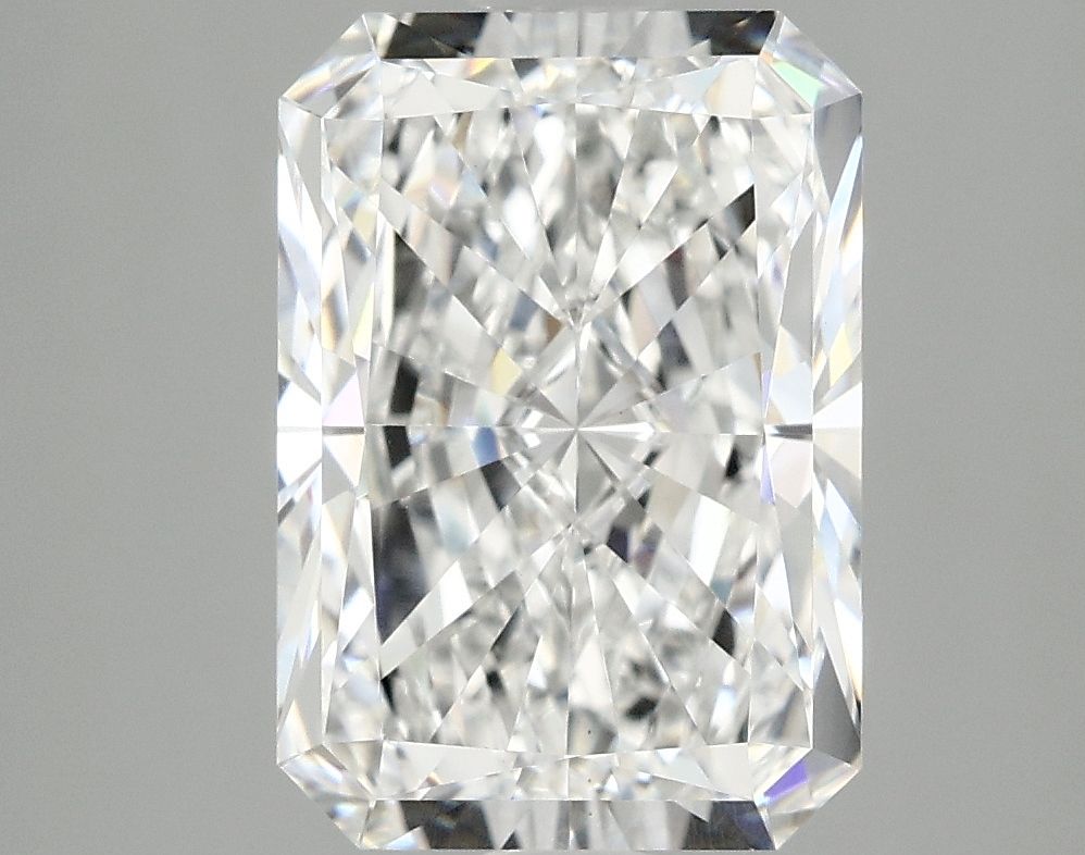 3.89 ct. radiant Lab Grown Diamond front image