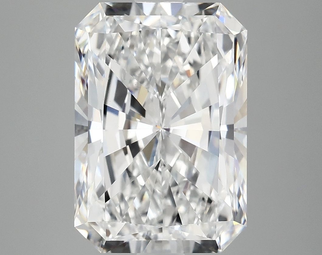 4.91 ct. radiant Lab Grown Diamond front image