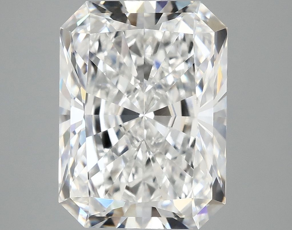 4.90 ct. radiant Lab Grown Diamond front image