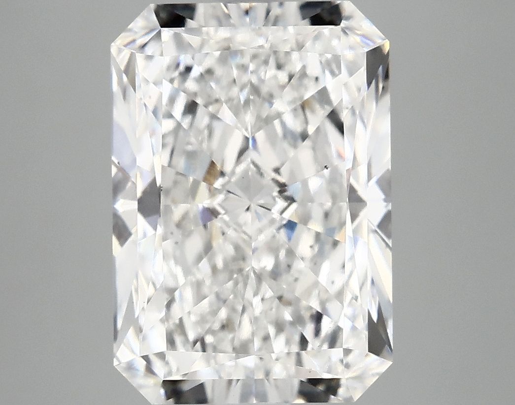 4.90 ct. radiant Lab Grown Diamond front image