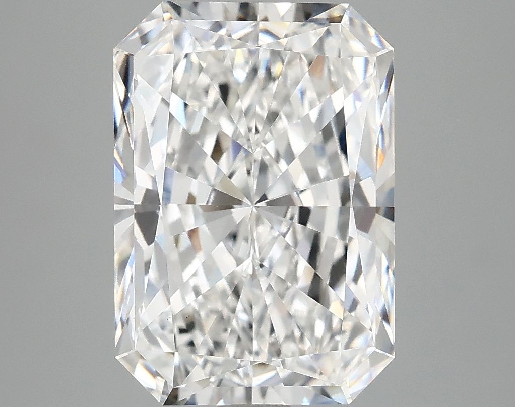 4.17 ct. radiant Lab Grown Diamond front image