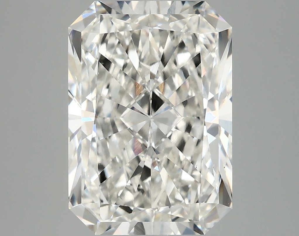 4.87 ct. radiant Lab Grown Diamond front image