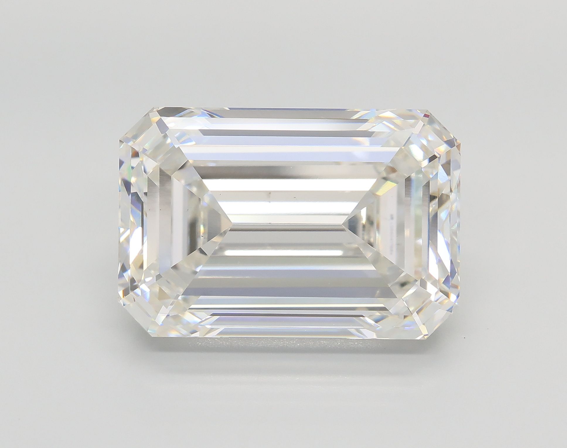 11.87 ct. emerald Lab Grown Diamond front image