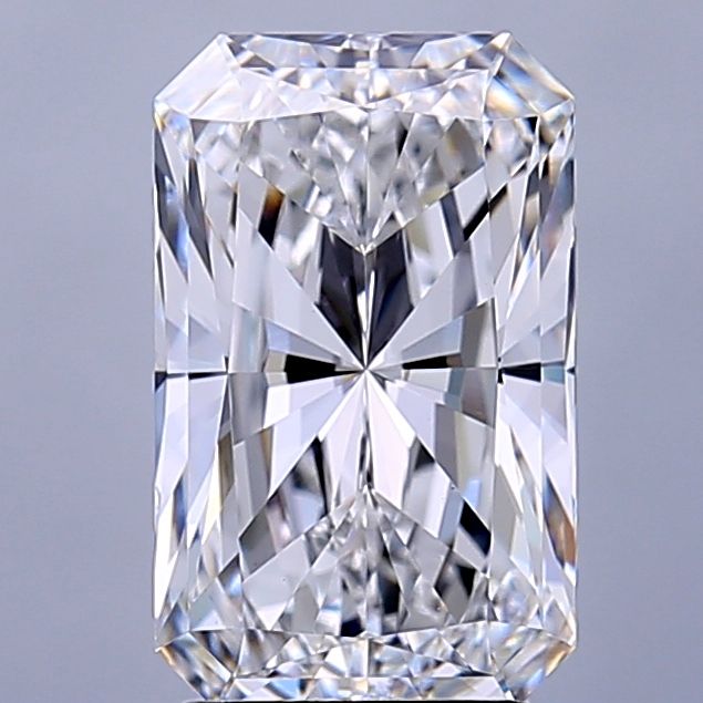 2.75 ct. radiant Lab Grown Diamond front image
