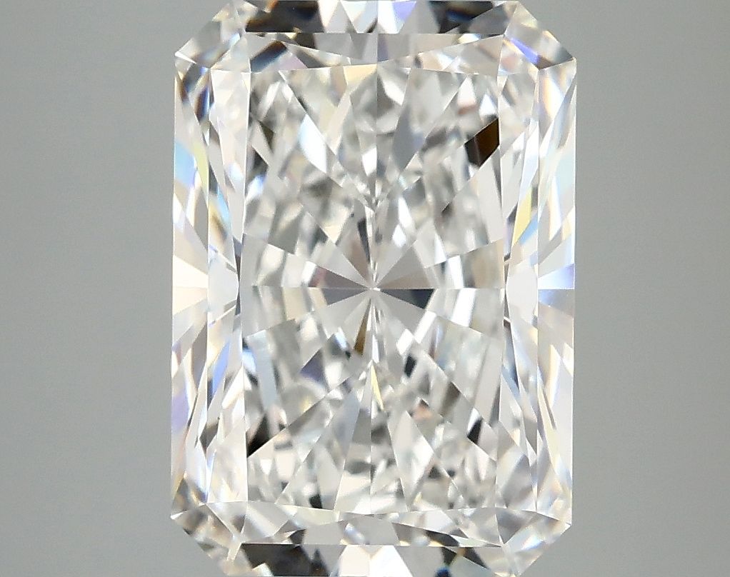 5.04 ct. radiant Lab Grown Diamond front image