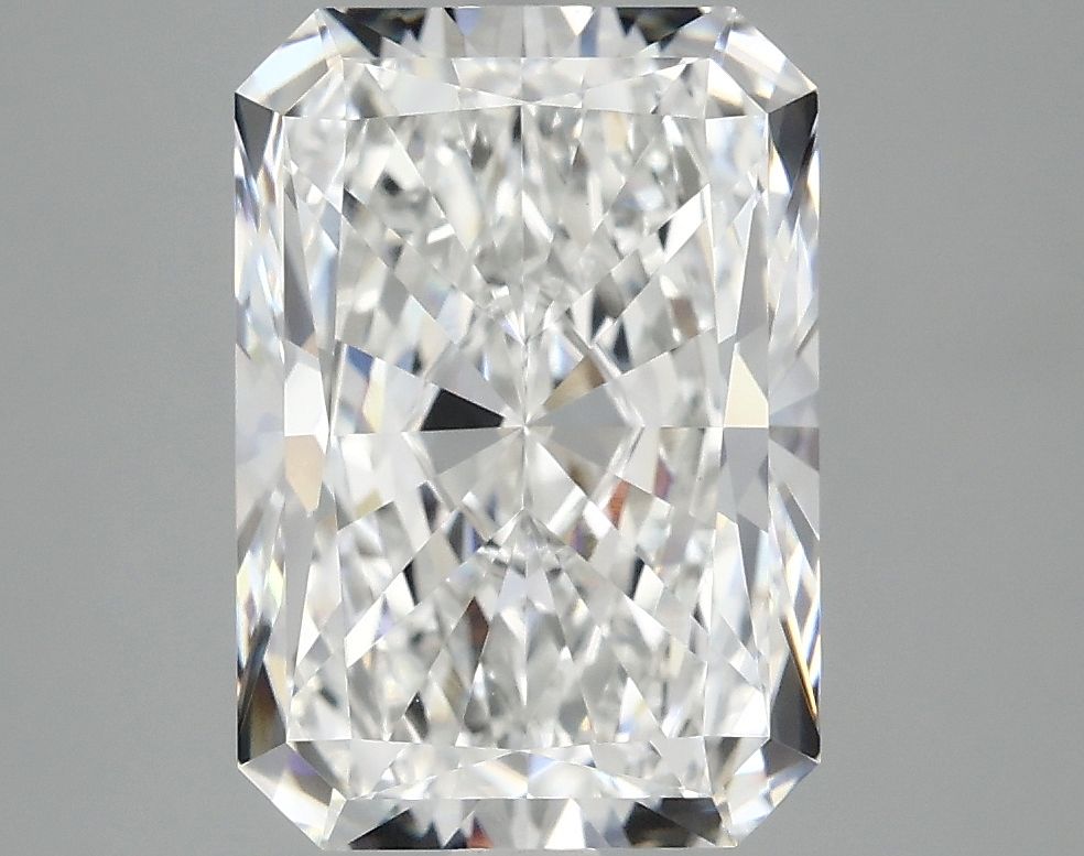 4.14 ct. radiant Lab Grown Diamond front image