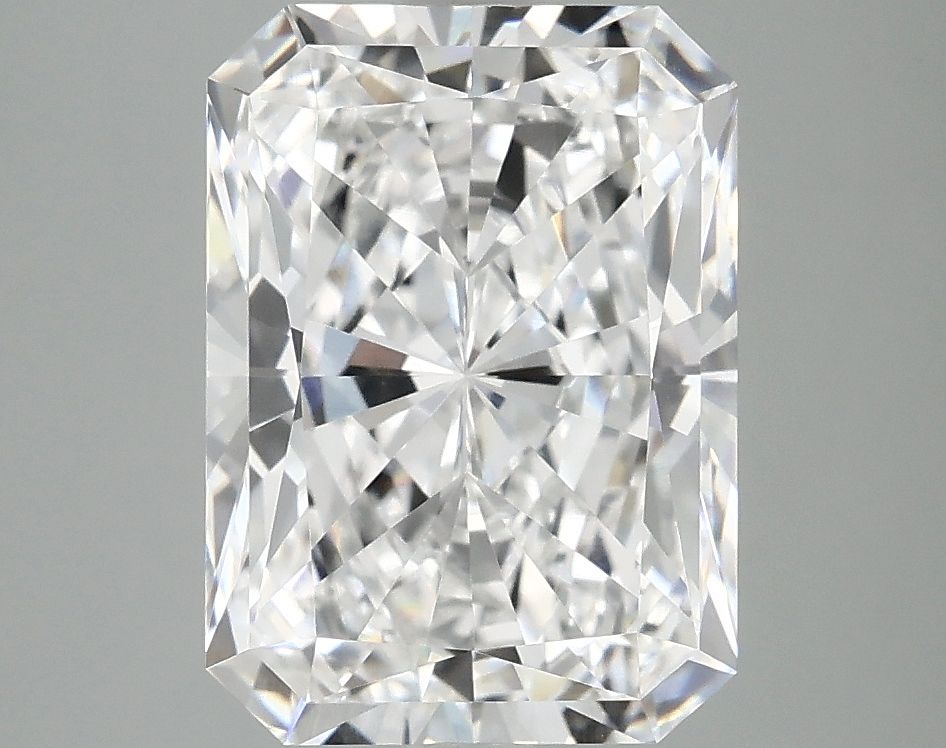 4.05 ct. radiant Lab Grown Diamond front image