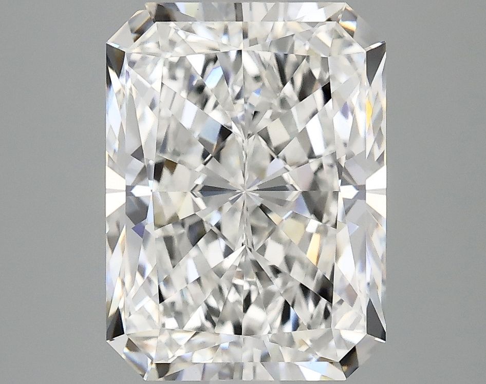 3.95 ct. radiant Lab Grown Diamond front image