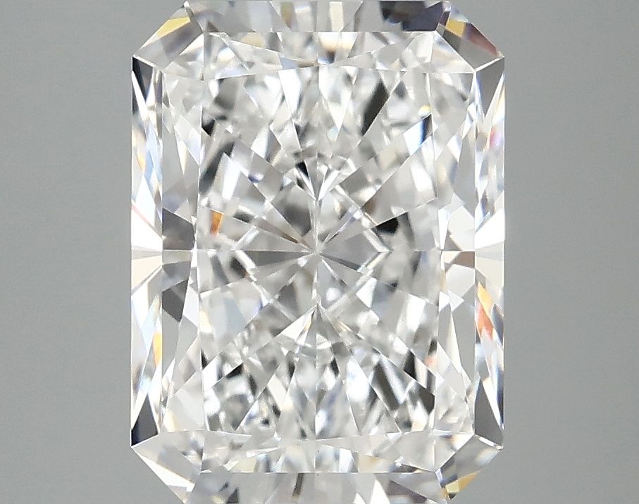3.86 ct. radiant Lab Grown Diamond front image