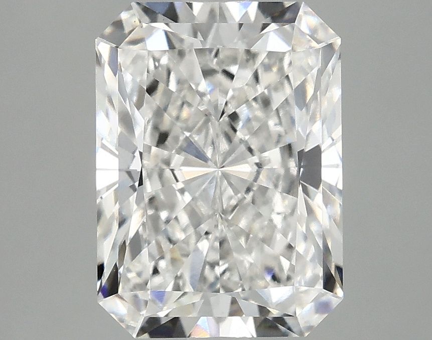 3.09 ct. radiant Lab Grown Diamond front image