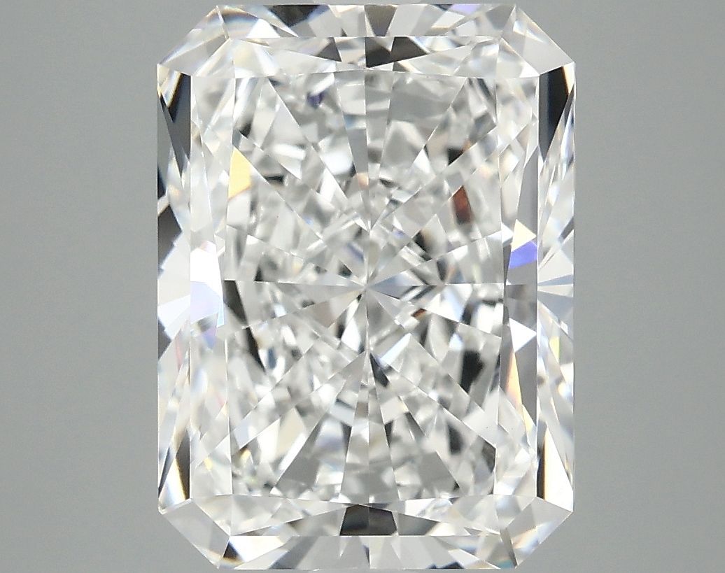 4.84 ct. radiant Lab Grown Diamond front image