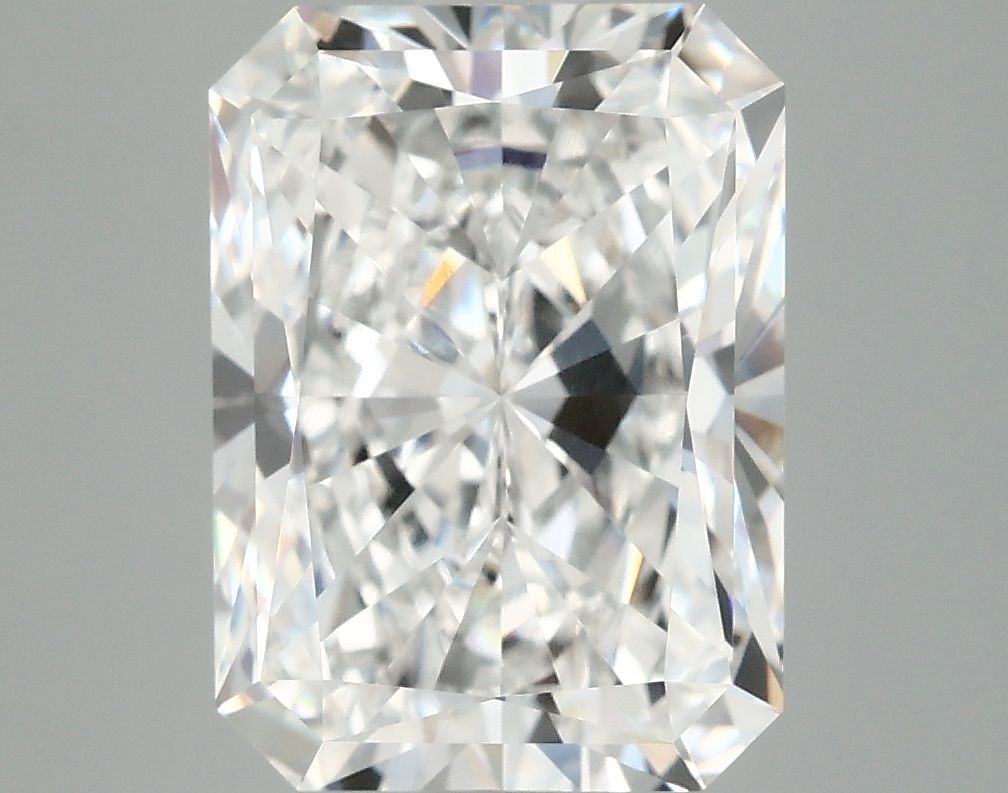 4.96 ct. radiant Lab Grown Diamond front image