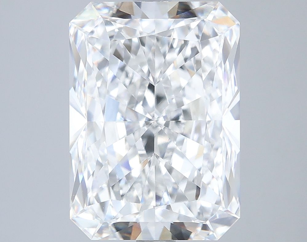 5.07 ct. radiant Lab Grown Diamond front image