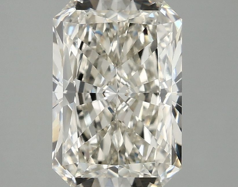 2.51 ct. radiant Lab Grown Diamond front image