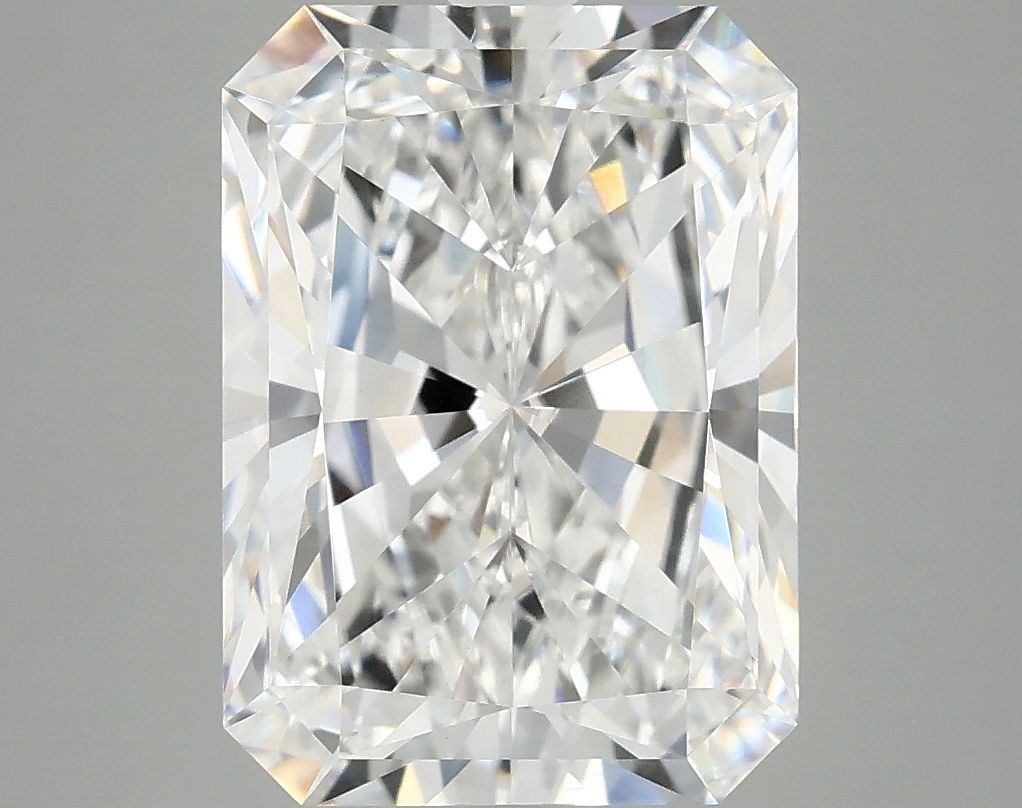 5.04 ct. radiant Lab Grown Diamond front image