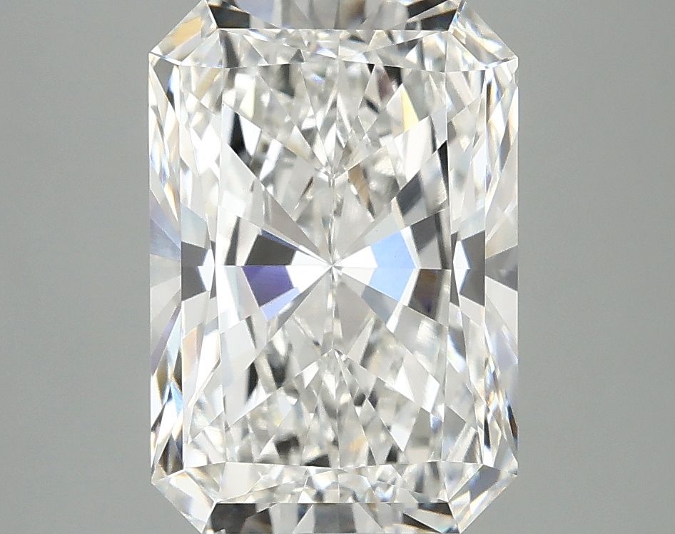 3.83 ct. radiant Lab Grown Diamond front image