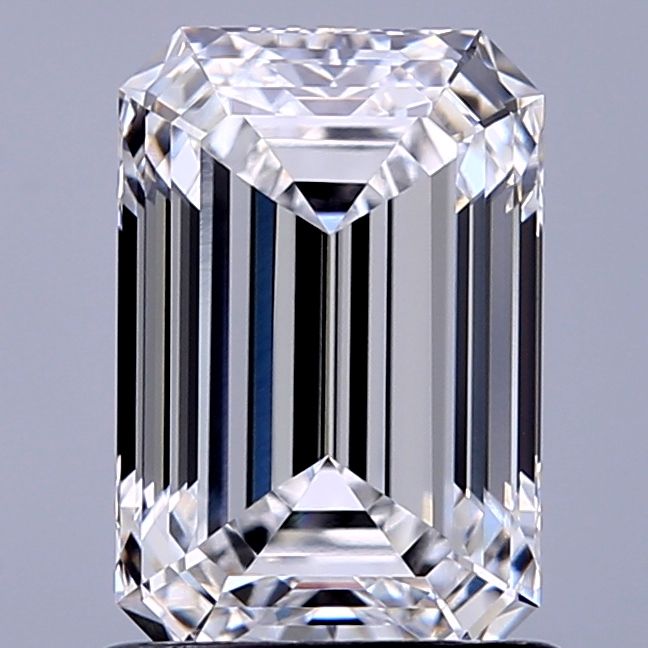 1.25 ct. emerald Lab Grown Diamond front image