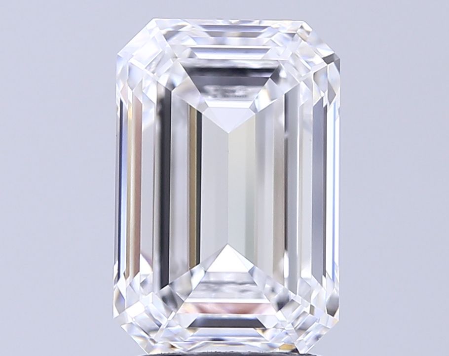 3.52 ct. emerald Lab Grown Diamond front image