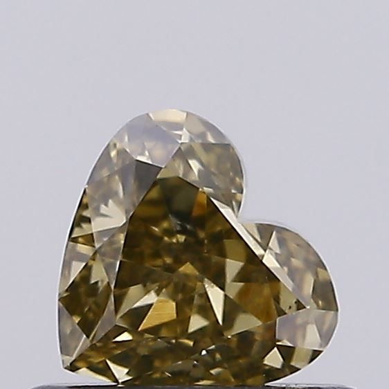 0.49ct Heart GREEN SI1
