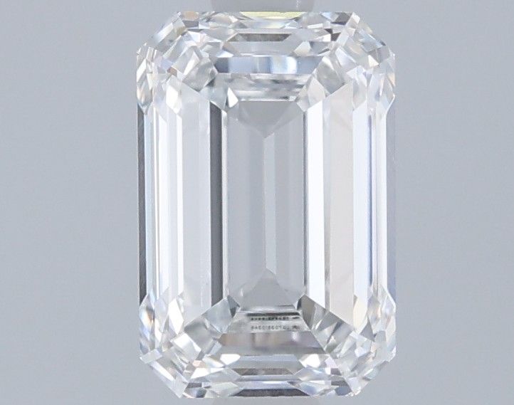 1.52 ct. emerald Lab Grown Diamond front image
