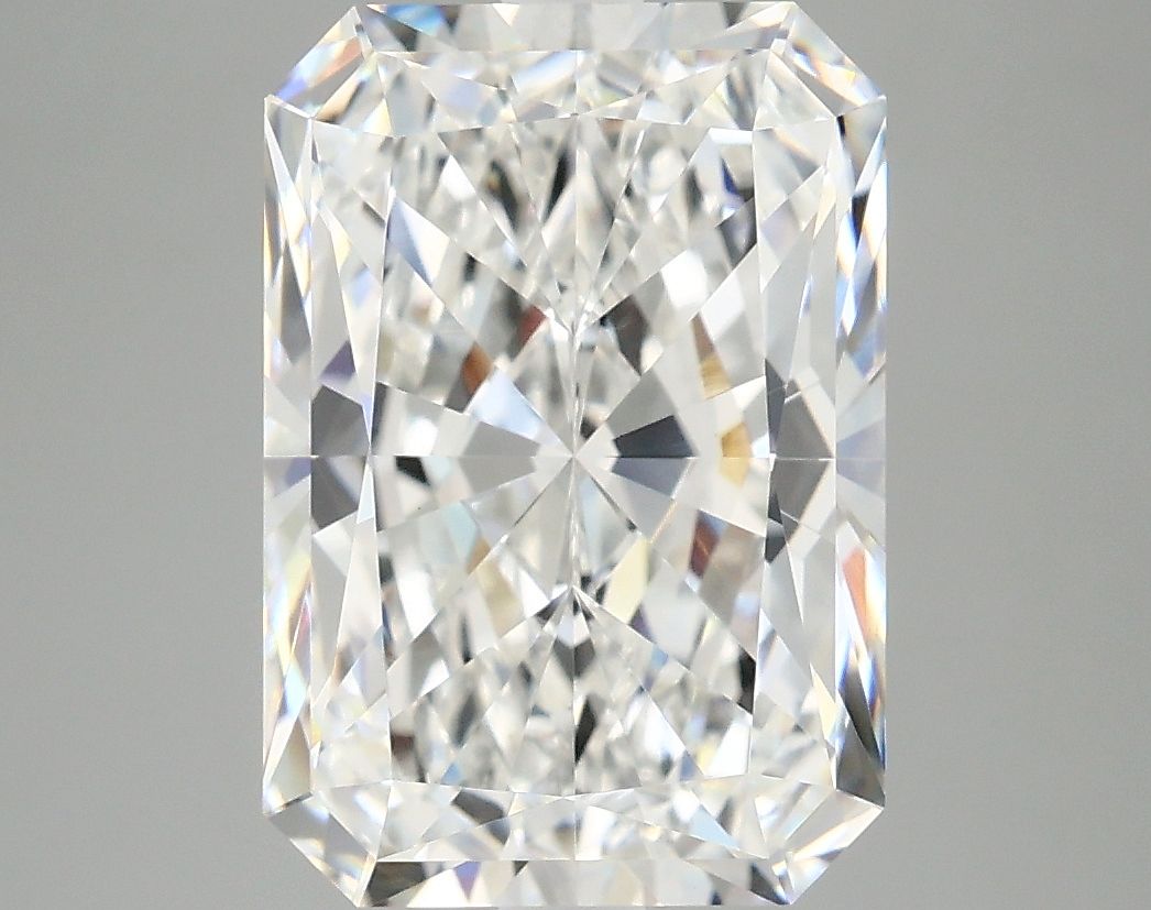 5.08 ct. radiant Lab Grown Diamond front image