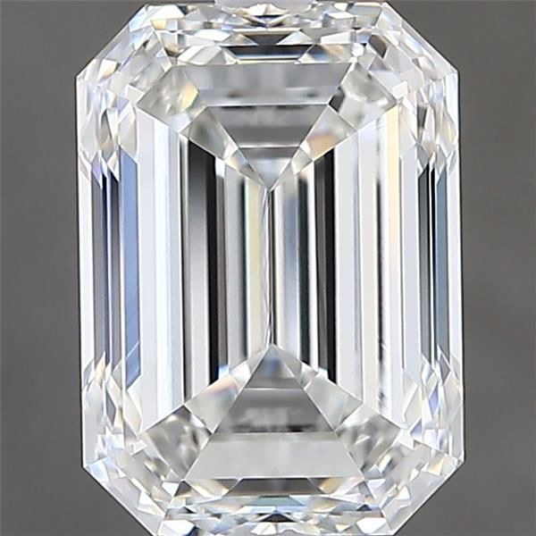 2.20 ct Emerald diamond