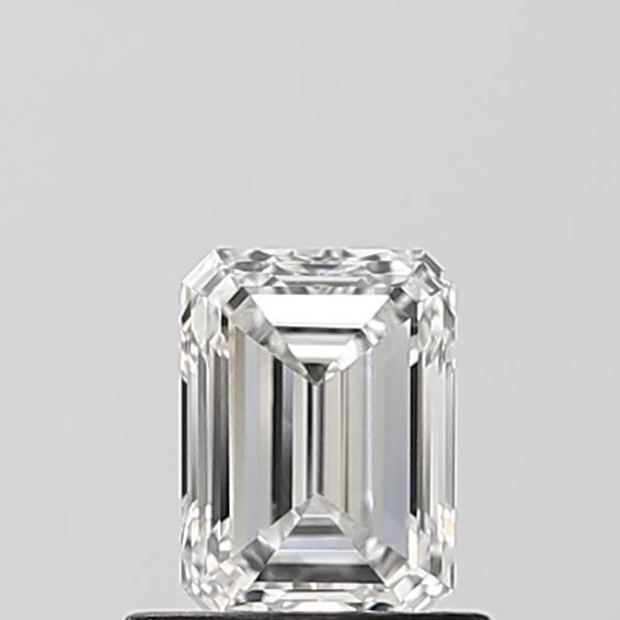 0.76 ct Emerald diamond