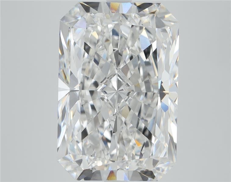 1.4 ct lab-grown Radiant Diamond