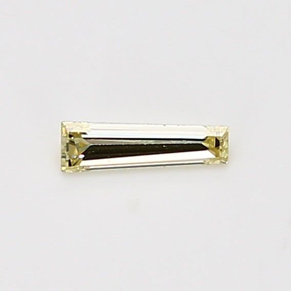 0.17 ct Tapered baguette Diamond