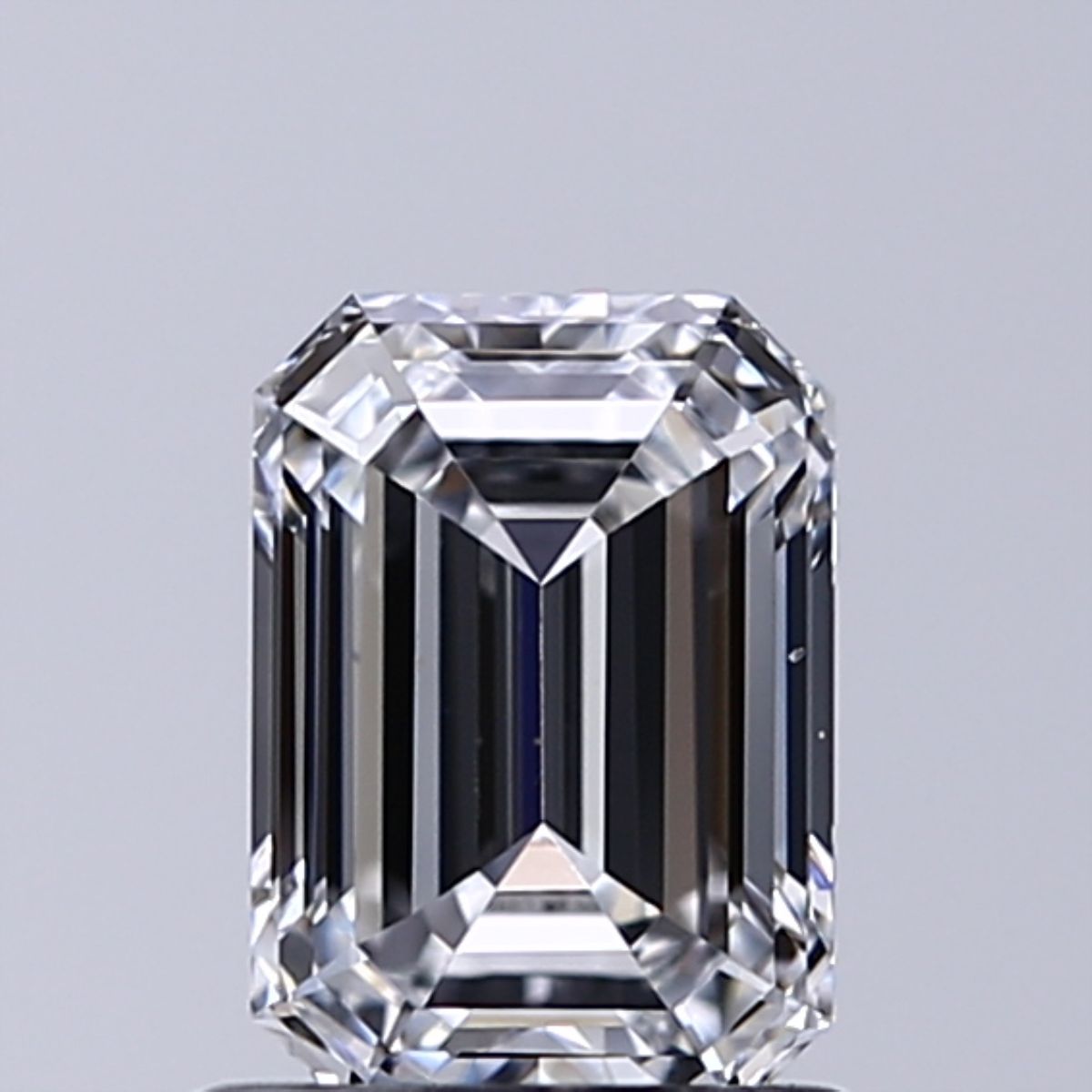 1.00 ct. emerald Lab Grown Diamond front image