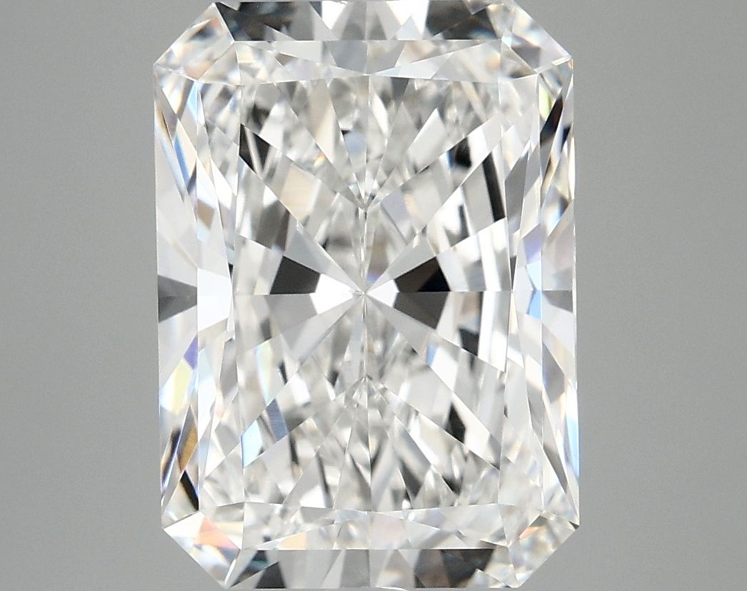 5.09 ct. radiant Lab Grown Diamond front image