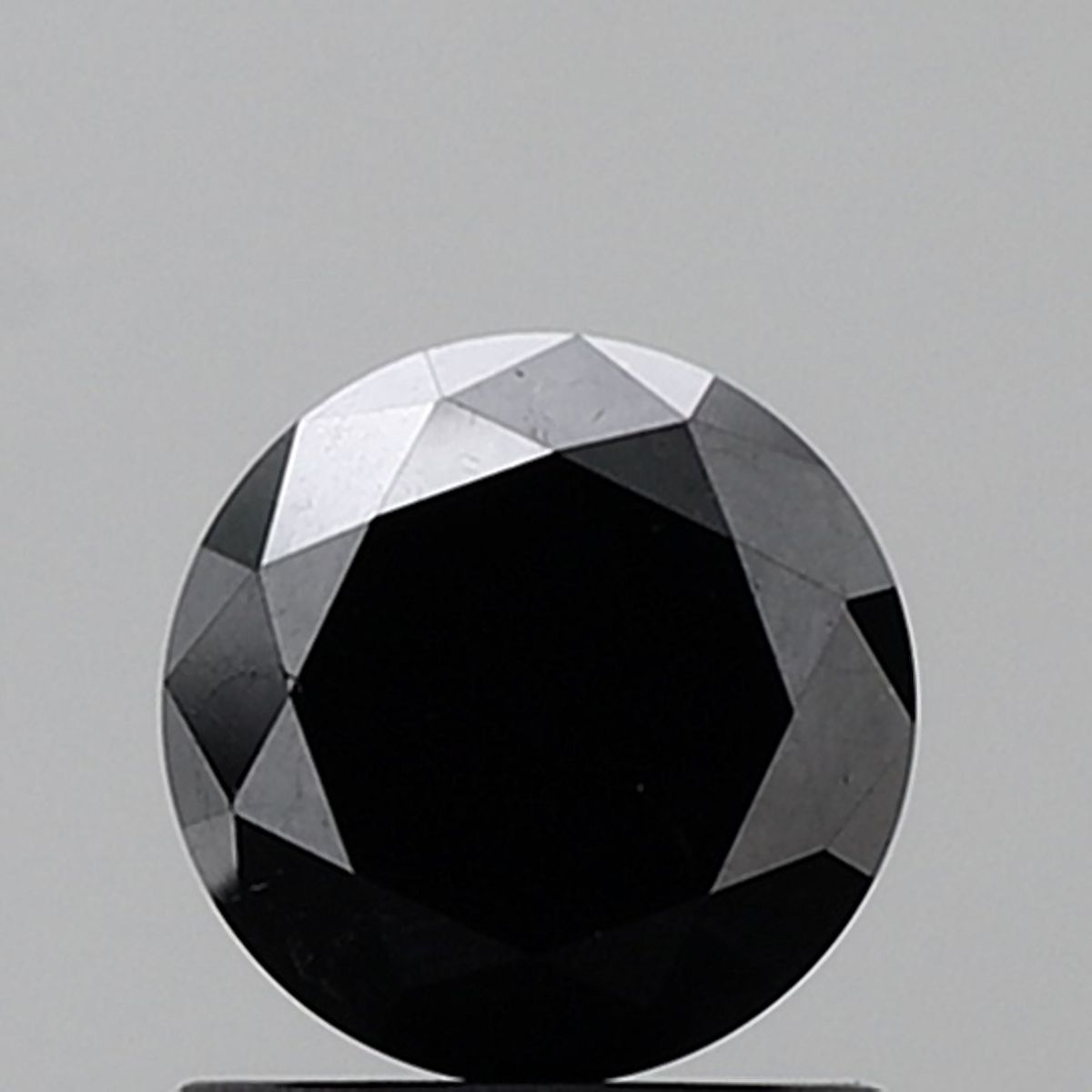 1.25 Carat Round Diamond Black VVS2