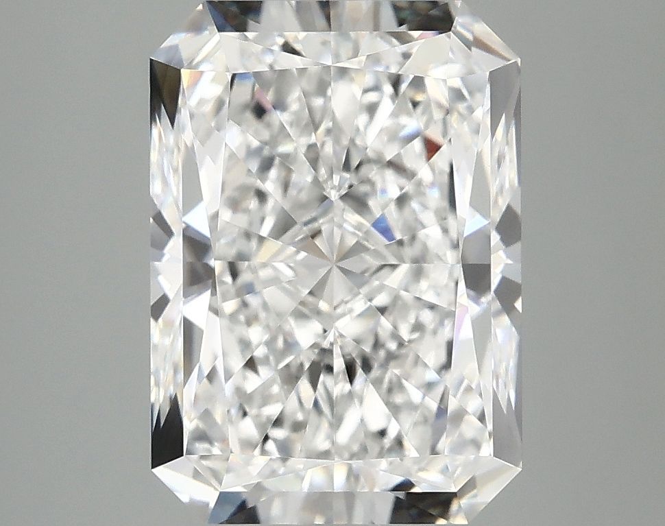 4.05 ct. radiant Lab Grown Diamond front image