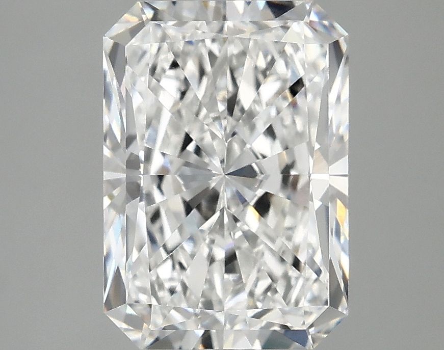 3.08 ct. radiant Lab Grown Diamond front image
