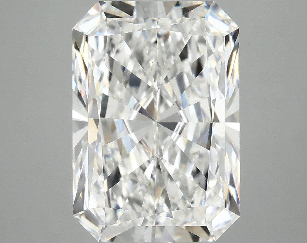 5.04 ct. radiant Lab Grown Diamond front image