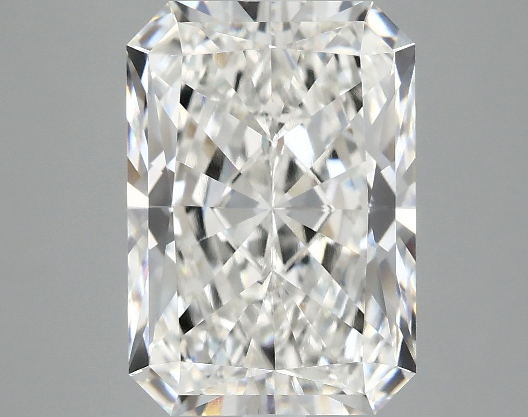 4.81 ct. radiant Lab Grown Diamond front image