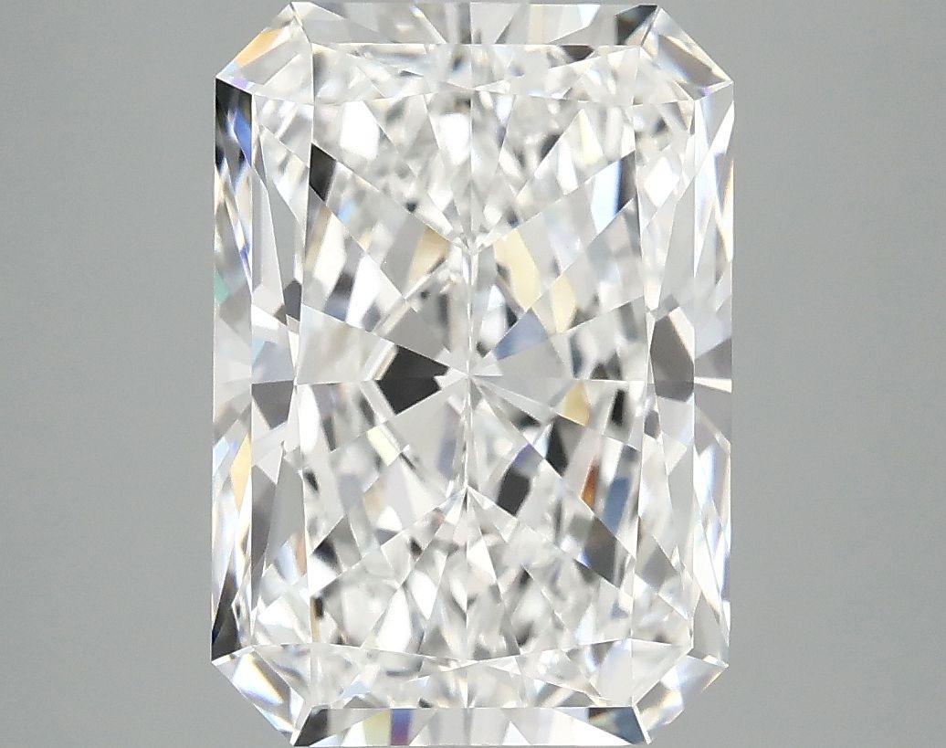 4.91 ct. radiant Lab Grown Diamond front image